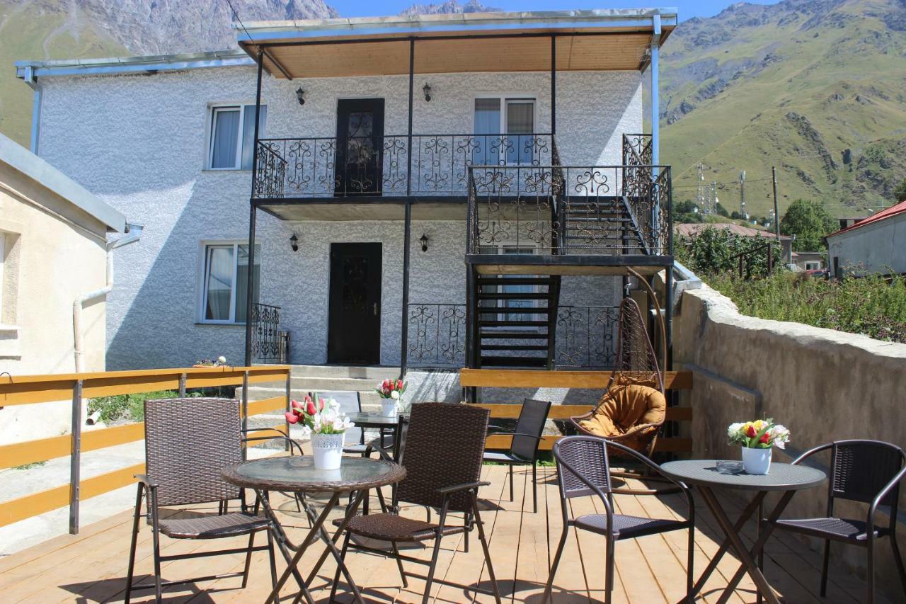Hotel Elia Kazbegi Екстер'єр фото