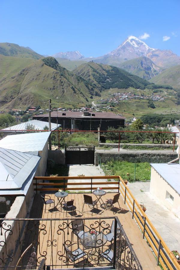 Hotel Elia Kazbegi Екстер'єр фото